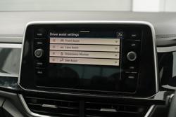 2025 Volkswagen T-Roc 140TSI R-Line