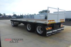 2003 Muscat Flat Top Super Dog Trailer