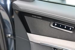 2025 Volvo XC90 Ultra B5 Dark