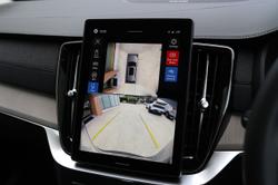 2025 Volvo XC90 Ultra B5 Dark