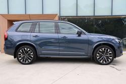 2025 Volvo XC90 Ultra B5 Dark