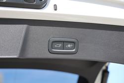 2024 Volvo EX40 Ultra Single Motor Extended Range