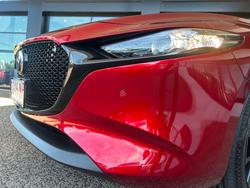 2025 Mazda
                3 G25 Evolve SP