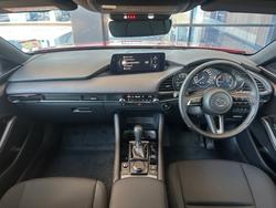 2025 Mazda
                3 G25 Evolve SP