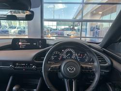 2025 Mazda
                3 G25 Evolve SP