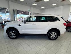 2020 Ford
Everest Trend