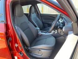 2024 Nissan
                JUKE ST-L