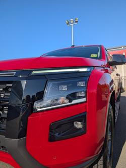 2025 NISSAN NAVARA ST-X