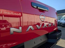 2025 NISSAN NAVARA ST-X