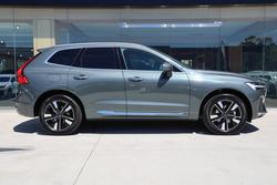 2025 Volvo XC60 Plus B5 Bright