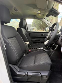 2026 NISSAN NAVARA