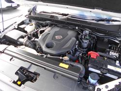 2025 Nissan Navara ST-X