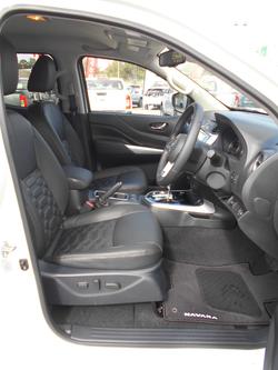 2025 Nissan Navara ST-X