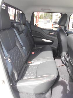 2025 Nissan Navara ST-X