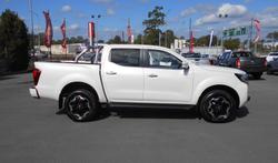 2025 Nissan Navara ST-X