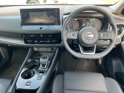 2025 Nissan X-TRAIL ST-L 2WD