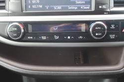 2017 Toyota
Kluger Grande