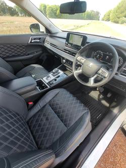 2022 Mitsubishi Outlander Exceed