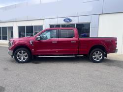 2023 Ford
F-150 Lariat
