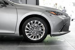 2020 Lexus ES300h Sports Luxury 2.5L Hybrid Auto CVT Sedan