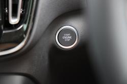 2023 Volvo
XC40 Ultimate B4 Dark