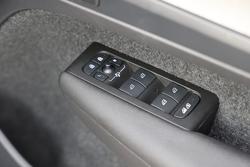 2023 Volvo
XC40 Ultimate B4 Dark