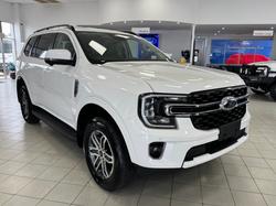 2025 Ford
                Everest Trend