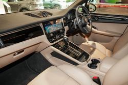 2022 Porsche
Macan S