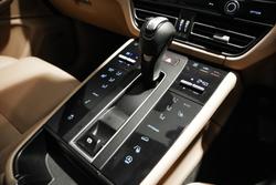 2022 Porsche
Macan S