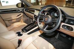 2022 Porsche
Macan S