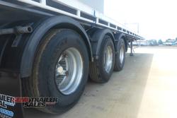 2005 Vawdrey Semi 22 Pallet Flat Top Trailer - RENTAL