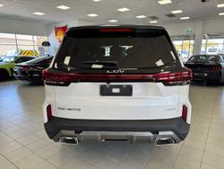 2025 LDV D90 Executive