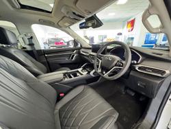 2025 LDV D90 Executive