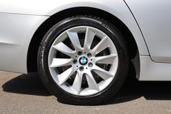 2010 BMW 5 Series 528i