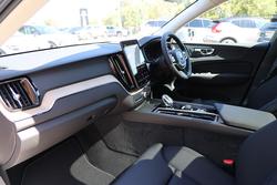 2025 Volvo XC60 Plus B5 Bright