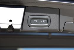 2025 Volvo XC60 Plus B5 Bright