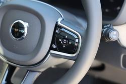 2025 Volvo XC60 Plus B5 Bright