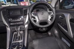 2016 Mitsubishi
Pajero Sport GLS