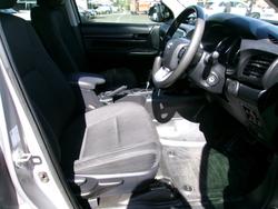 2021 Toyota
Hilux 4x4 Hilux 4x4 SR 2.8L T Diesel Automatic Double Cab 2U76970 001