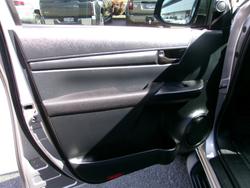 2021 Toyota
Hilux 4x4 Hilux 4x4 SR 2.8L T Diesel Automatic Double Cab 2U76970 001