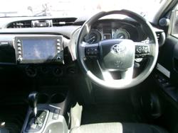 2021 Toyota
Hilux 4x4 Hilux 4x4 SR 2.8L T Diesel Automatic Double Cab 2U76970 001