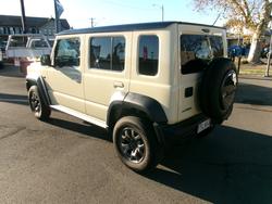 2023 SUZUKI JIMNY XL