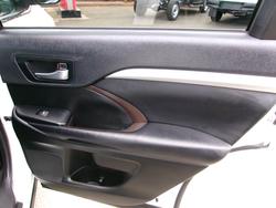2019 Toyota
Kluger Kluger 4x2 GXL 3.5L Petrol Automatic Wagon 9T87100 002