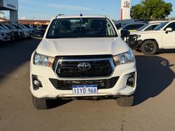 2019 Toyota Hilux SR Glacier White