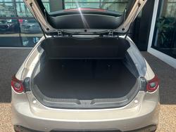 2025 Mazda 3 G20 Touring