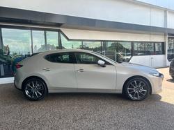 2025 Mazda 3 G20 Touring