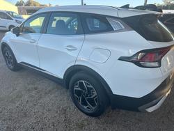 2022 Kia
Sportage S