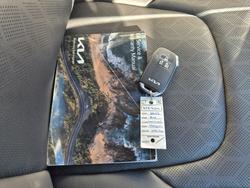 2023 Kia Carnival SLi