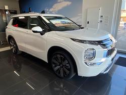 2025 MITSUBISHI
Outlander EXCEED