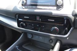 2025 Nissan X-TRAIL ST